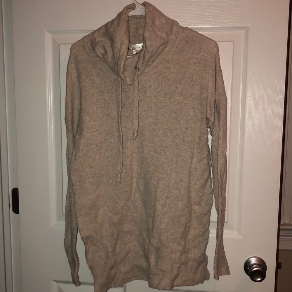 Loose turtleneck